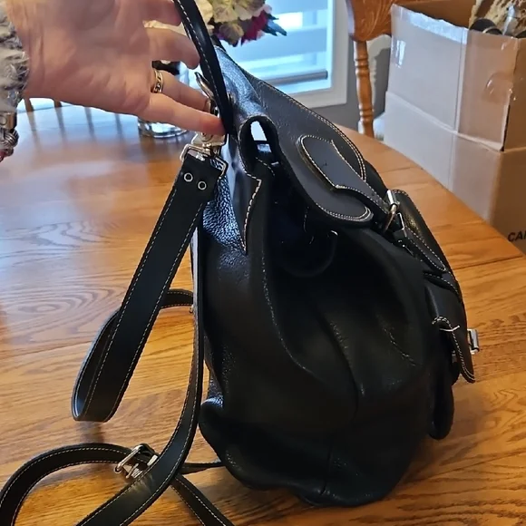 Roots Black Leather Backpack - Picture 4 of 15